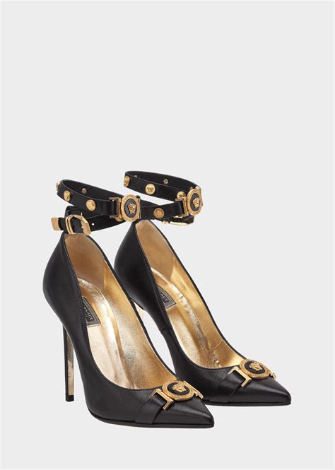 versace schmuck medusa|Versace Medusa detail round heels.